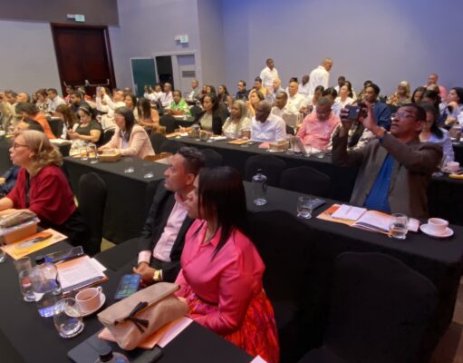 OneHope presenta conferencia “La Iglesia Sobresaliente” a lideres y pastores del gran Santo Domingo