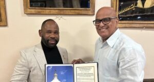 El Congreso de los Estados Unidos reconoce la trayectoria del periodista José Rosario