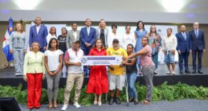 Gobierno y PNUD presentan proyecto seguros paramétricos para proteger hogares Supérate ante fuertes lluvias y huracanes