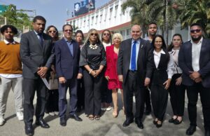Ciudadanos y organizaciones defienden ante el TC las libertades fundamentales y la separación de poderes