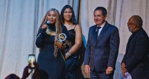 Omayra Álvarez obtiene el máximo reconocimiento de Premios El Galardón 2026