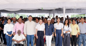 Supérate entrega Bono de Emergencia a más de 1,400 familias afectadas por las lluvias en el Distrito Nacional