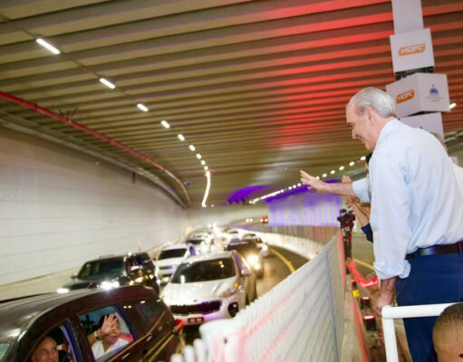 Presidente Abinader inaugura túnel de la Plaza de la Bandera y entrega renovado espacio público