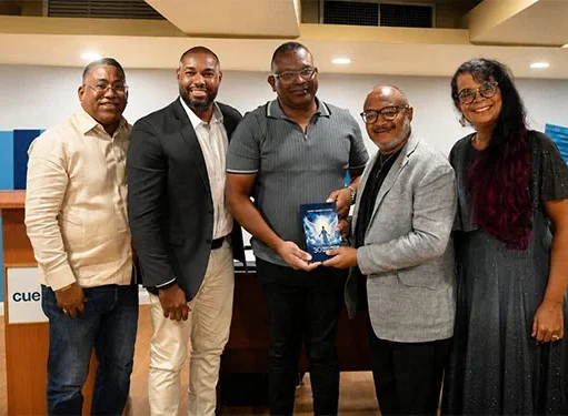 Presentan «30 Segundos en el Cielo», la obra con la que Danny Ramírez Piantini busca inspirar miles de vidas