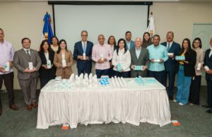 Sanar una Nación entrega tratamientos médicos a la DNCD para fortalecer el bienestar y la salud de los miembros de la institución
