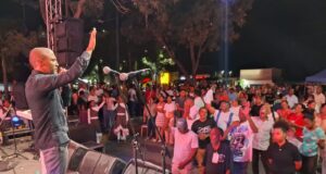 Jornada «Un Día para Dios» impacta a cientos en Los Alcarrizos