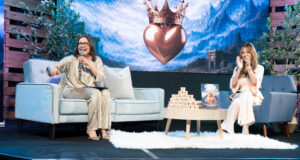 Productora galardonada con tres premios Emmy publica un libro que transforma el dolor en esperanza.