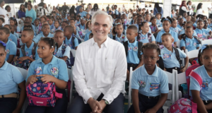 Más de 2 millones de estudiantes regresan a las aulas con el inicio del Año Escolar 2026-2027