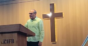 Pastores de SDE participan en jornadas sobre resolución de conflictos en la familia
