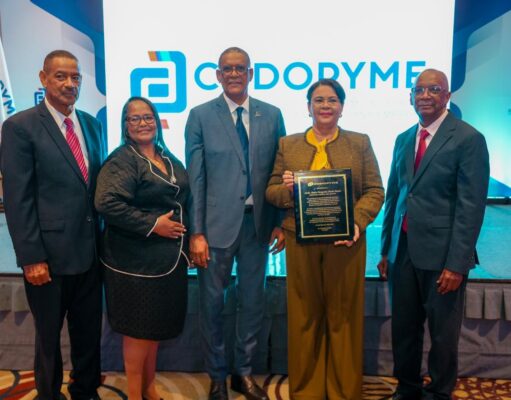 CODOPYME reconoce trayectoria y aportes de Maira Morla Pineda al desarrollo de las MIPYMES