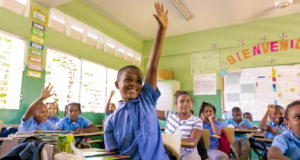 Compassion International y más de 200 iglesias se unieron en Jornada Nacional de Oración por la educación dominicana