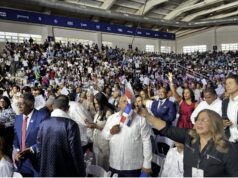 Miles de evangélicos celebran el Día Nacional de la Biblia junto al presidente Luis Abinader
