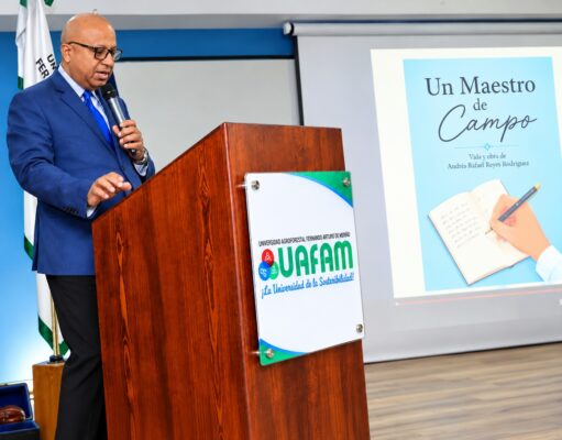 A casa llena, UAFAM presenta “Un Maestro de Campo”, obra que honra el legado de Andrés Reyes