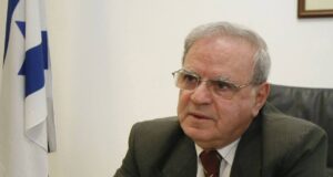 Destacan en nuevo libro del exembajador Yoav Bar-On el respaldo labor de la Dra. Claudia Hernández durante la Segunda Guerra del Líbano