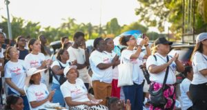 Cientos se unen en Santo Domingo Este para exaltar la Palabra de Dios en la marcha caravana “Celebra la Biblia 2026”