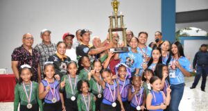 Por todo lo alto celebran premiaciones atletas y zonas sobresalientes Juegos San Vicente 2026