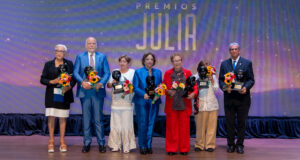 Fundación NTD reconoce mayores de 70 años en cuarta edición de Premios Julia