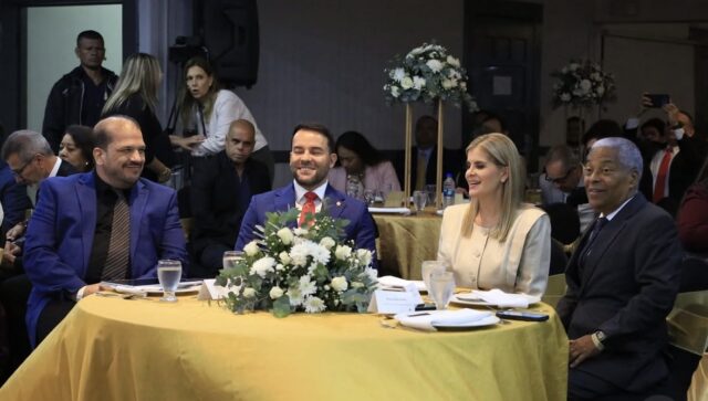 Juan Cruz, Gerald Bogantes, Laura Fernández y Jorge Gómez