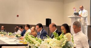 Santiago celebra primer Desayuno Nacional de Oración de la Región Norte