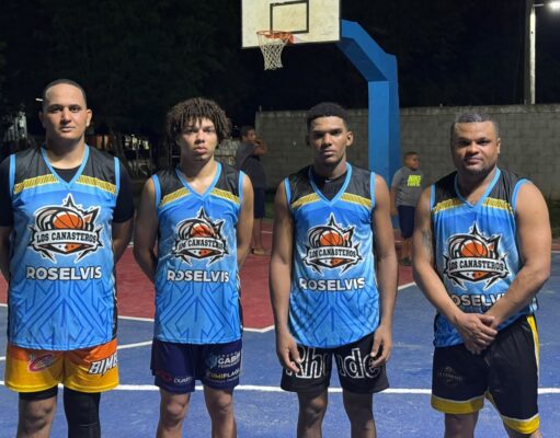Canasteros toman delantera serie final quinto torneo de baloncesto superior barrial Arenoso