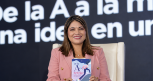 Fayra Castro presenta De la A a la meta tras alcanzar el número uno en nuevos lanzamientos en Amazon